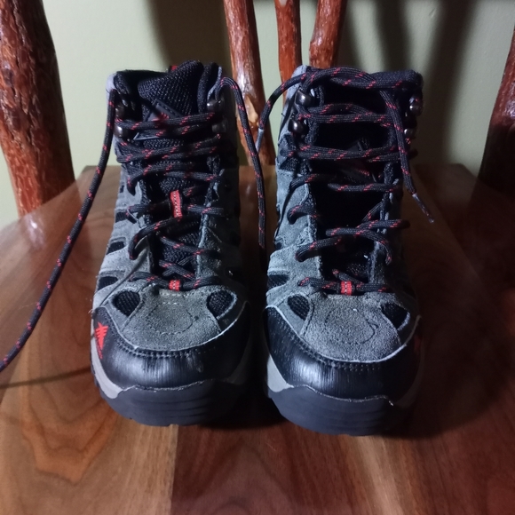 High Sierra kids boots - Picture 11 of 12